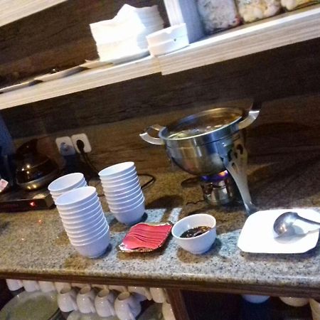 City Hotel Mataram Eksteriør billede