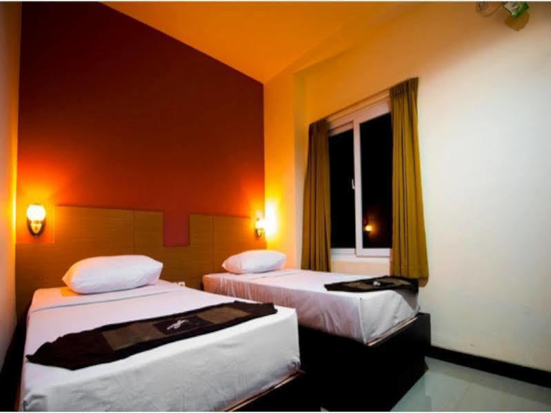 City Hotel Mataram Eksteriør billede