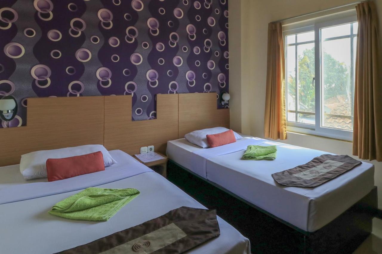 City Hotel Mataram Eksteriør billede